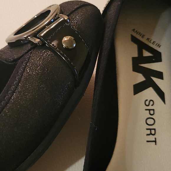 Anne Klein Shoes for girls - Picture 9 of 9